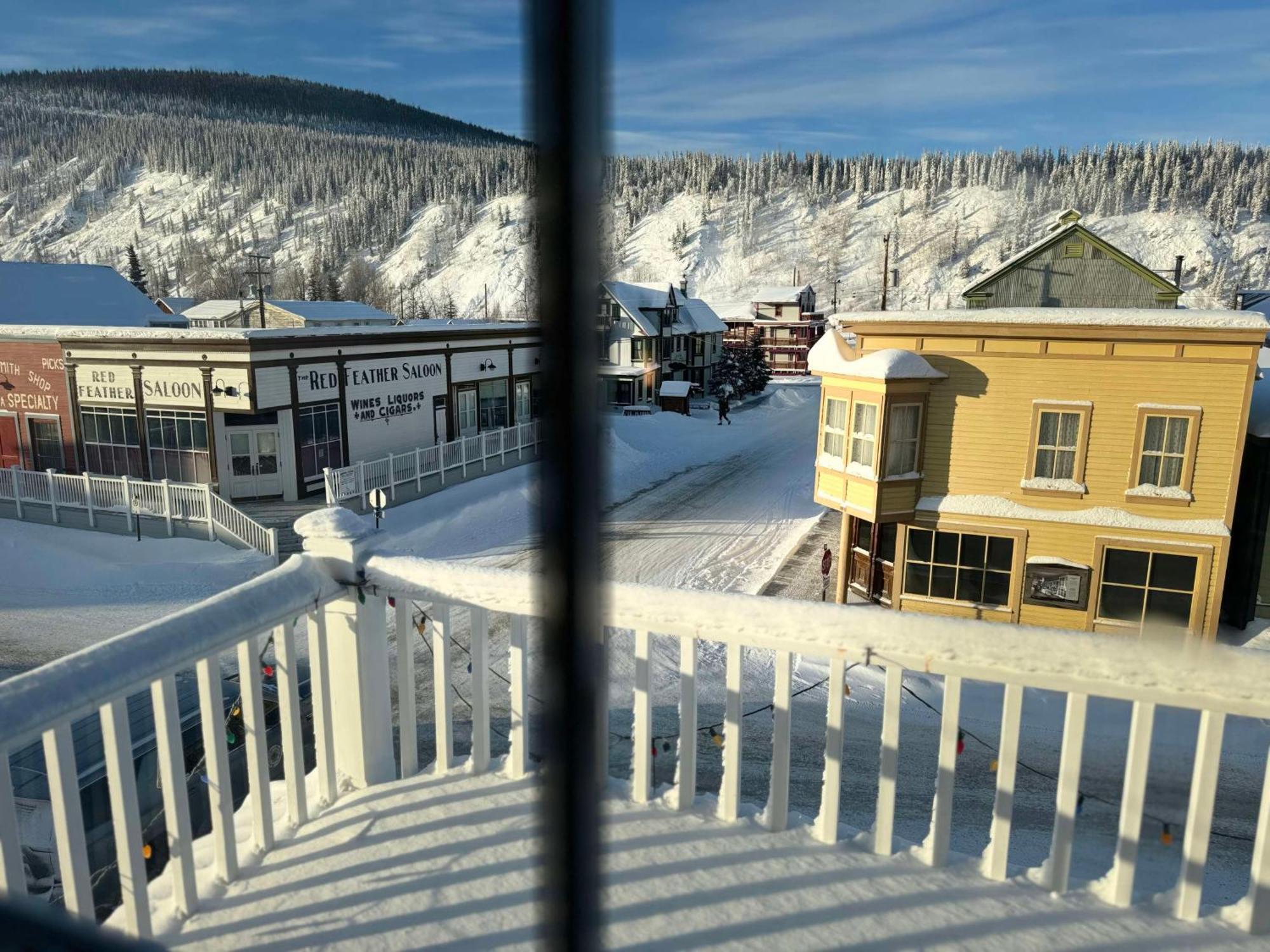 Eldorado, A Coast Hotel Dawson City Exterior photo