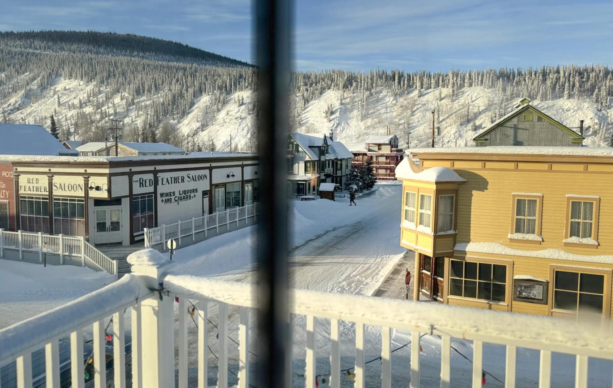 Eldorado, A Coast Hotel Dawson City Exterior photo